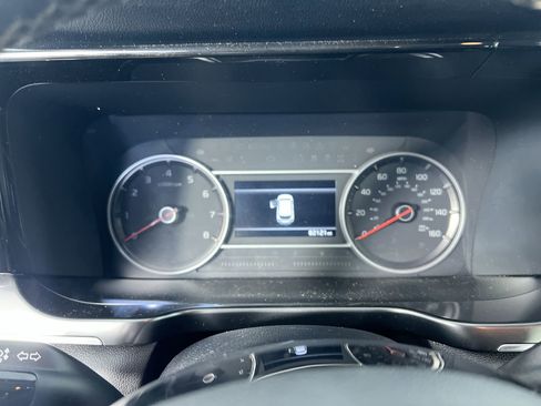 Used 2023 Kia Sorento S FWD image 20