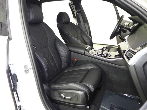 Certified 2023 BMW X5 xDrive45e w/ Climate Comfort Package image 19