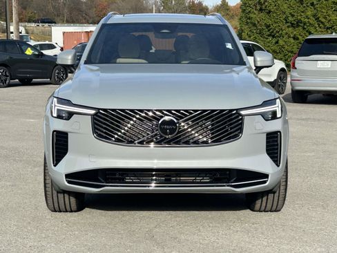 New 2026 Volvo XC90 B6 Plus w/ Protection Package Premier image 8