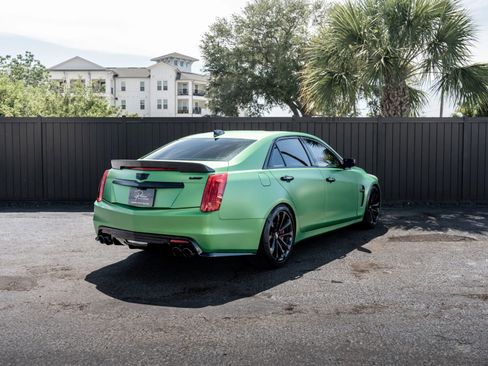 Used 2019 Cadillac CTS V w/ Luxury Package RWD image 3