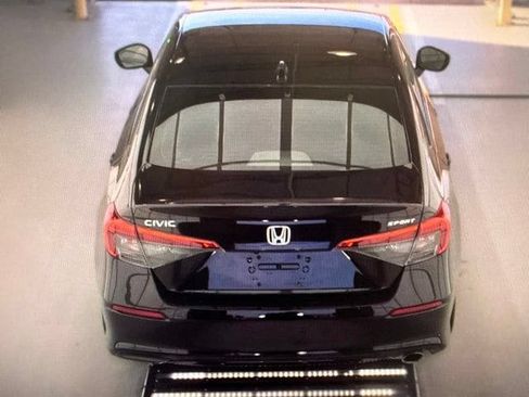 Used 2022 Honda Civic Sport image 12