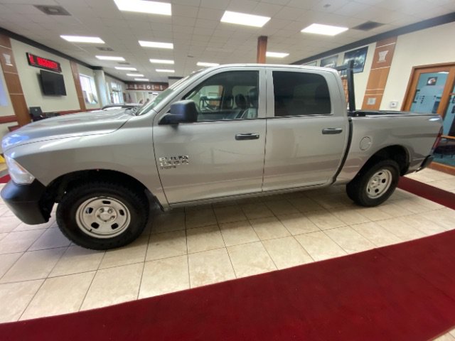 Used 2022 RAM 1500 Tradesman AWD/4WD image 2
