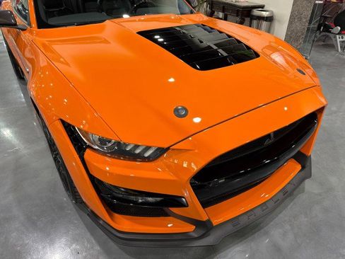 Used 2020 Ford Mustang Shelby GT500 w/ Technology Package image 31