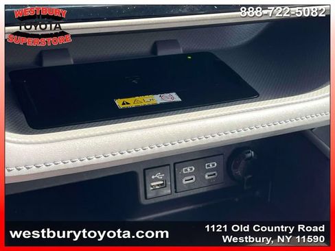 Used 2023 Toyota Highlander Limited AWD/4WD image 37