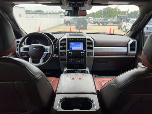 Used 2019 Ford F350 King Ranch w/ King Ranch Ultimate Package AWD/4WD image 22