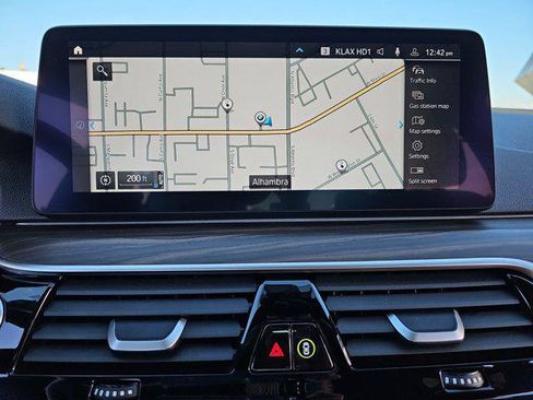 Certified 2023 BMW 530e w/ Premium Package image 22