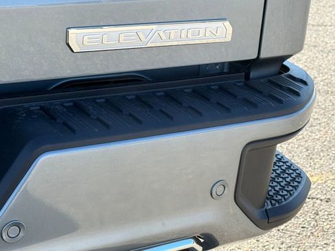 New 2026 GMC Sierra 1500 Elevation image 10