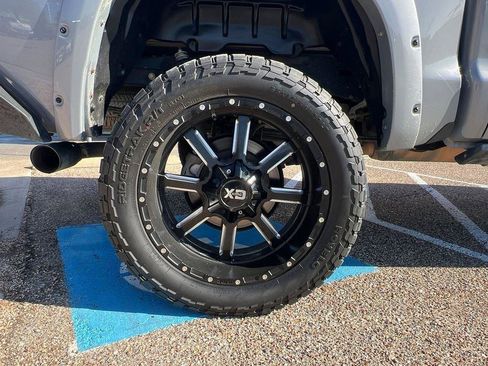 Used 2018 Toyota Tundra SR5 image 7