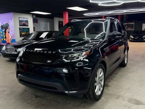 Used 2017 Land Rover Discovery HSE AWD/4WD image 1