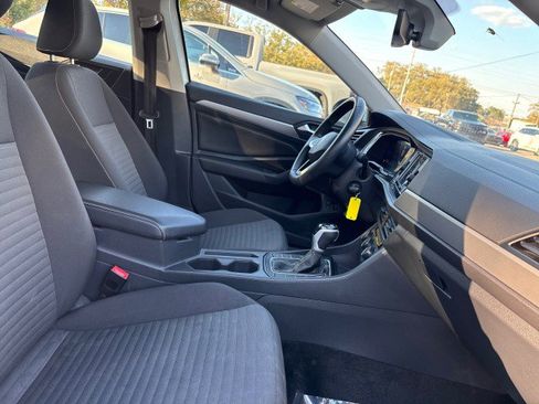 Used 2024 Volkswagen Jetta S image 13