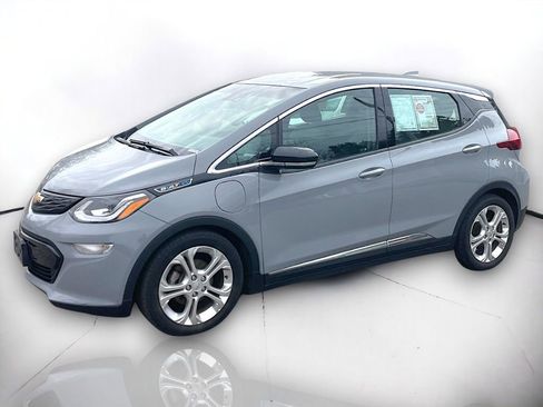 Used 2020 Chevrolet Bolt LT FWD image 2