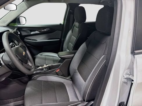 New 2026 Chevrolet TrailBlazer LS w/ LS Convenience Package AWD/4WD image 19