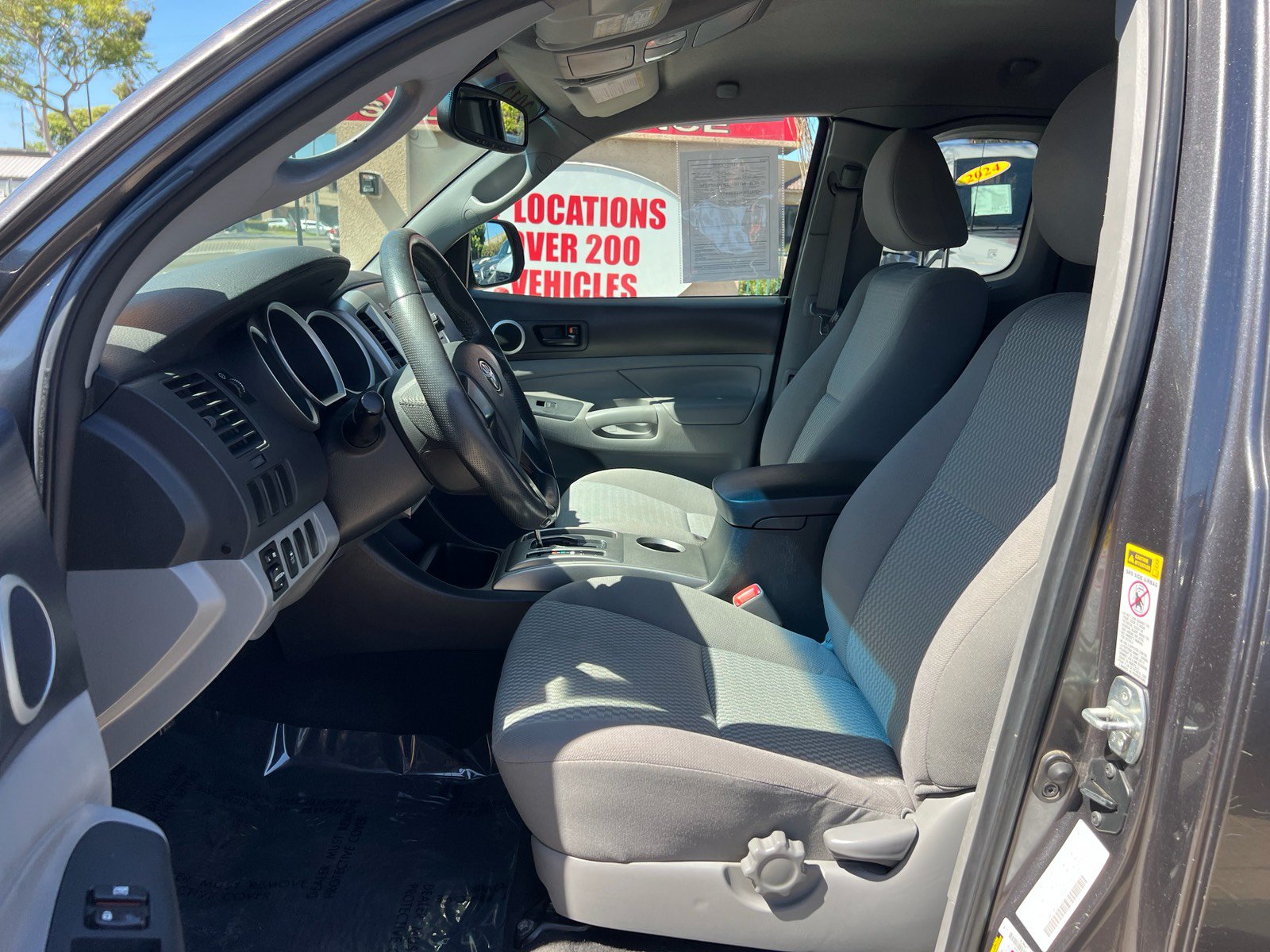 Used 2012 Toyota Tacoma PreRunner w/ SR5 Pkg RWD image 13