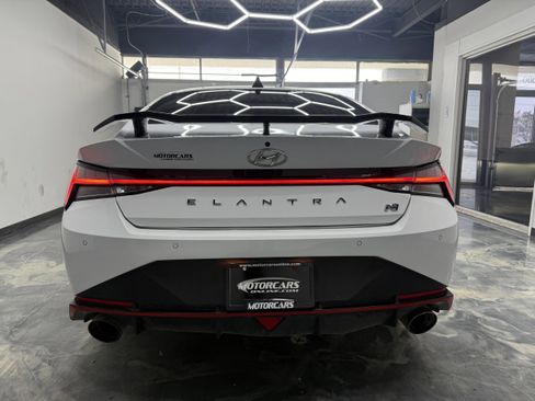 Used 2023 Hyundai Elantra N image 4