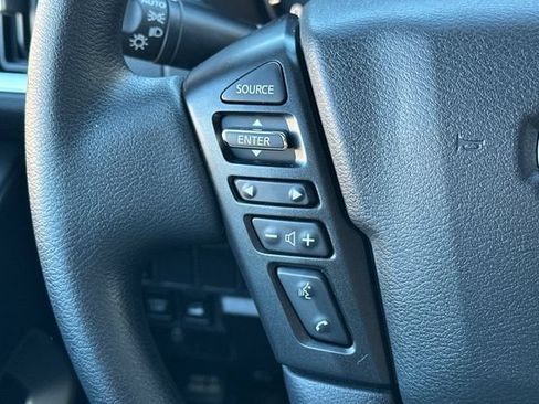 Certified 2025 Nissan Frontier SV AWD/4WD image 27