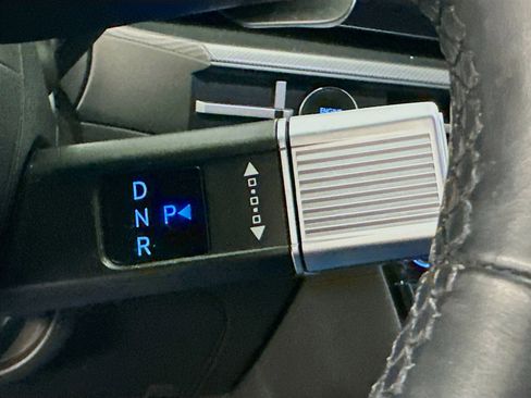 Used 2025 Hyundai Santa Fe SEL image 24