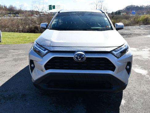 Used 2024 Toyota RAV4 XLE Premium image 2