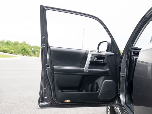 Used 2011 Toyota 4Runner Limited AWD/4WD image 42