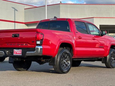 Certified 2022 Toyota Tacoma SR5 w/ Black Out Package (TMS) image 2