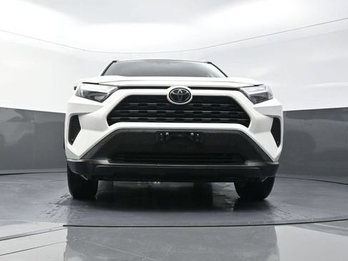 Used 2024 Toyota RAV4 XLE FWD image 32