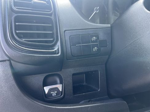 Used 2023 RAM ProMaster 3500 FWD image 16