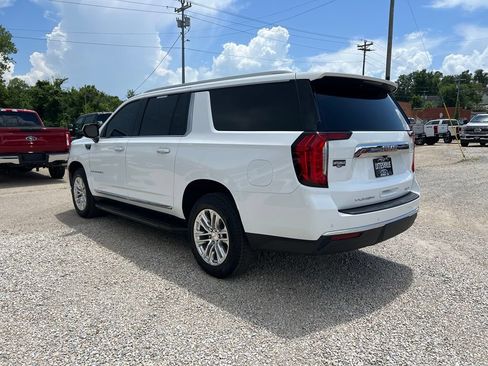 Used 2021 GMC Yukon XL SLT w/ Rear Media and Nav Package AWD/4WD image 6