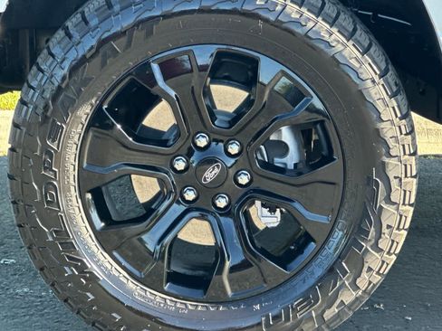 Certified 2023 Ford F150 Lariat w/ Equipment Group 502A High AWD/4WD image 26
