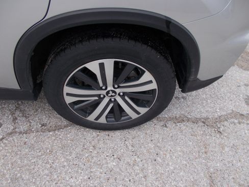 Used 2024 Mitsubishi Outlander Sport SE image 17