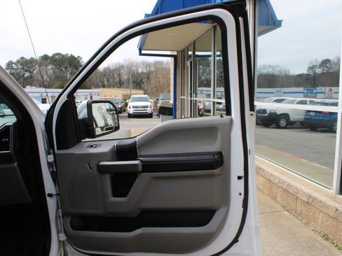 Used 2016 Ford F150 XLT RWD image 20