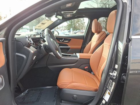 New 2026 Mercedes-Benz GLC 300 4MATIC image 11