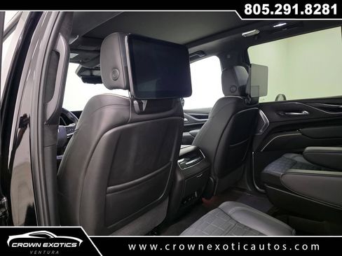 Used 2024 Cadillac Escalade V w/ LPO, ONYX Package AWD/4WD image 26