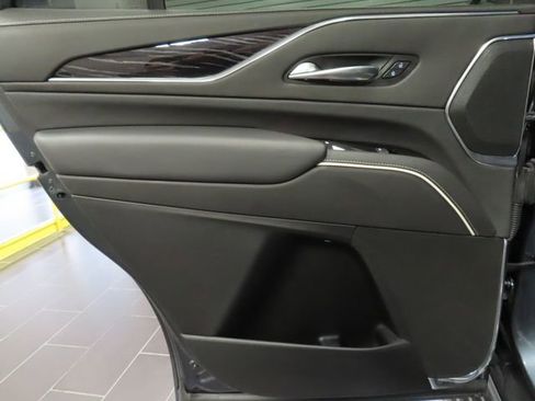 Certified 2021 Cadillac Escalade Sport w/ Driver Assist Tech Package image 11