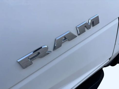 Used 2019 RAM 2500 Big Horn image 9