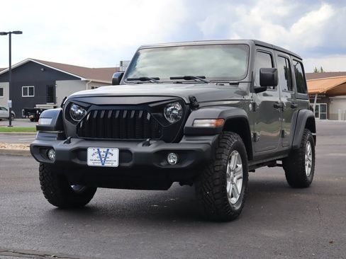 Used 2019 Jeep Wrangler Unlimited Sport S AWD/4WD image 11