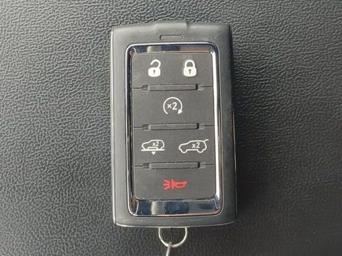 Used 2025 Jeep Grand Cherokee L Laredo w/ Luxury Tech Group I AWD/4WD image 37