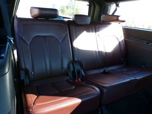 Used 2023 Ford Expedition Max Limited image 1