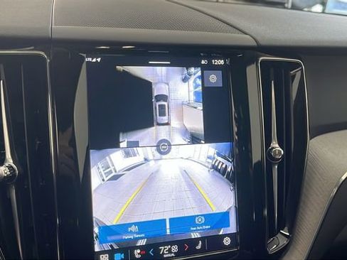 Certified 2025 Volvo XC60 B5 Plus image 16