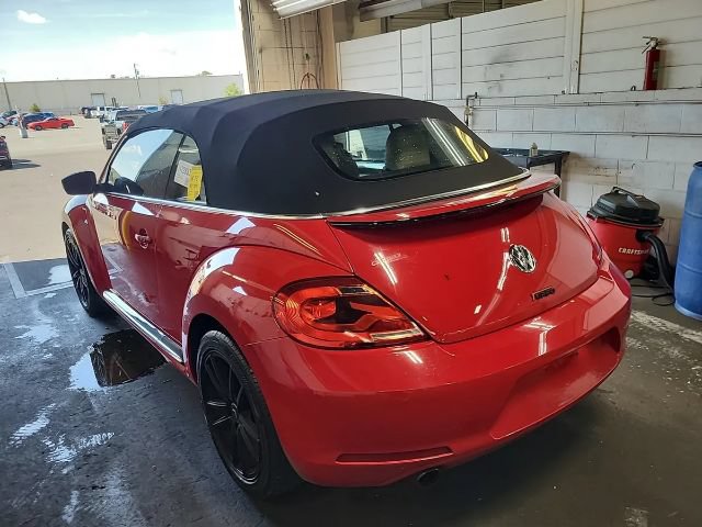 Used 2013 Volkswagen Beetle 2.0T FWD image 2