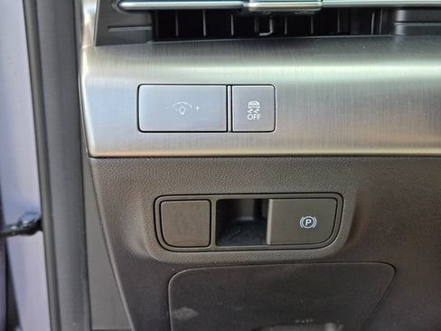 Used 2024 Hyundai Kona SE FWD image 37