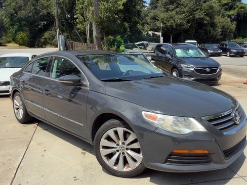 Used 2012 Volkswagen CC Sport FWD image 2
