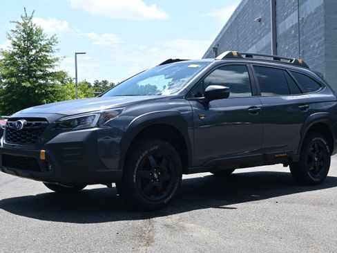 Used 2023 Subaru Outback Wilderness AWD/4WD image 5