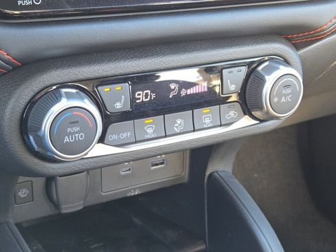 Used 2025 Nissan Versa SR w/ Trunk Package FWD image 22
