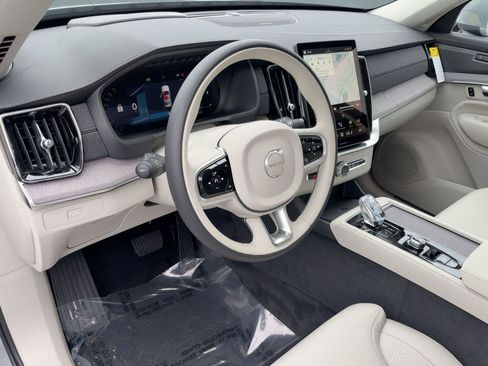 New 2026 Volvo XC90 B6 Ultra image 4