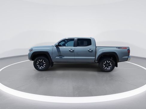 Used 2023 Toyota Tacoma TRD Off-Road AWD/4WD image 5