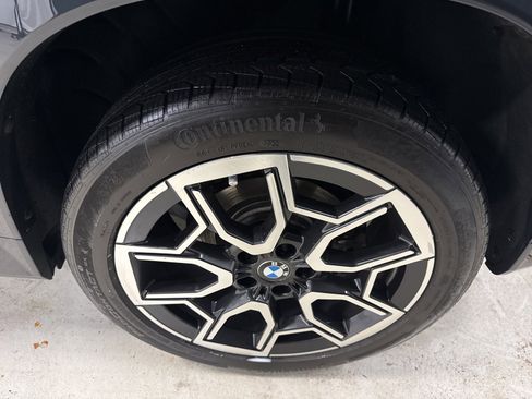 Used 2023 BMW X1 xDrive28i w/ Premium Package image 13