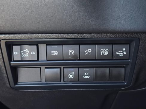 Used 2024 Toyota Tundra Platinum w/ TRD Off-Road Package AWD/4WD image 40