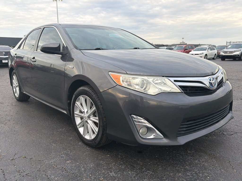 Used 2013 Toyota Camry XLE w/ Leather Pkg FWD image 1