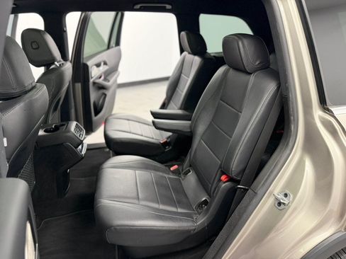 Used 2022 Mercedes-Benz GLS 450 4MATIC image 47