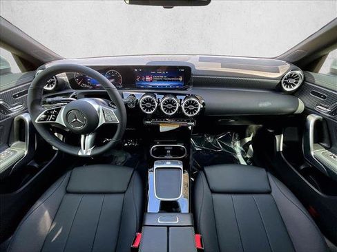 Used 2026 Mercedes-Benz CLA 250 image 7