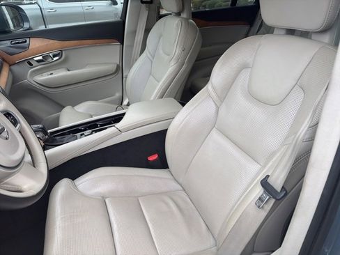 Used 2020 Volvo XC90 T6 Inscription w/ Protection Package Premier image 5